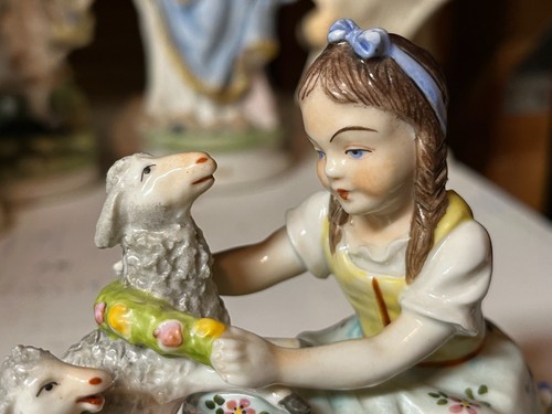 Sitzendorf Figurine Scene of Girl with Flowers and Three Lambs - Picture 3 of 10
