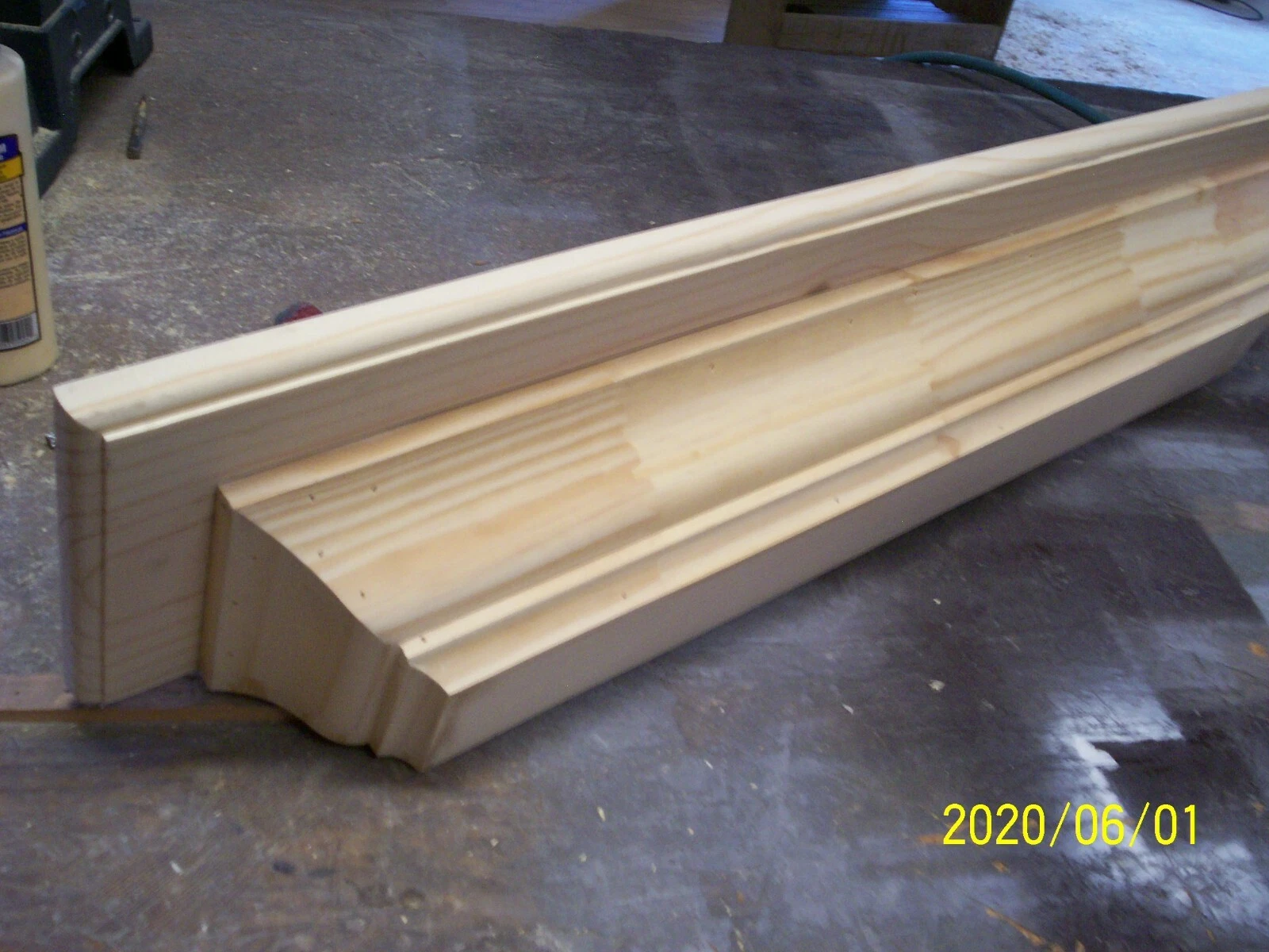 SOLID PINE 36X7X4 INCH FLOATING WALL SHELF, SCONCE, NO SKIRT, 4 INCH CROWN MOLD