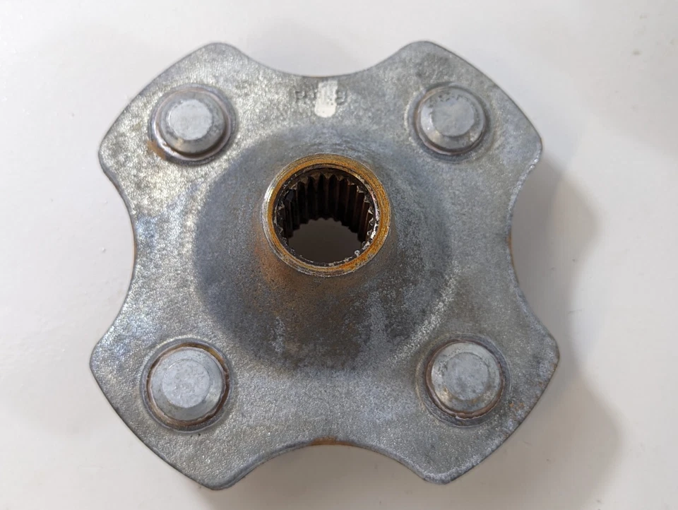 Задняя левая или правая ступица колеса 2006 Honda Recon 250 Rancher 420 42410-HF1-A00 - Изображение 2 из 2