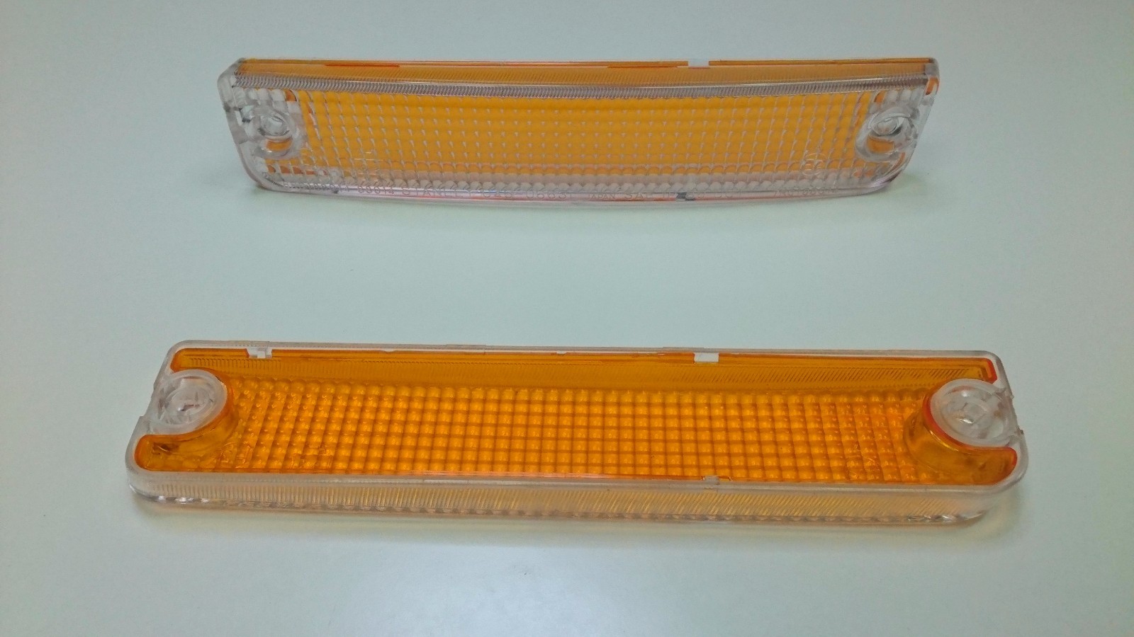 NEW 89 90 91 MAZDA RX7 RX7 FC3S OEM GENUINE FRONT TURN SIGNAL LIGHT