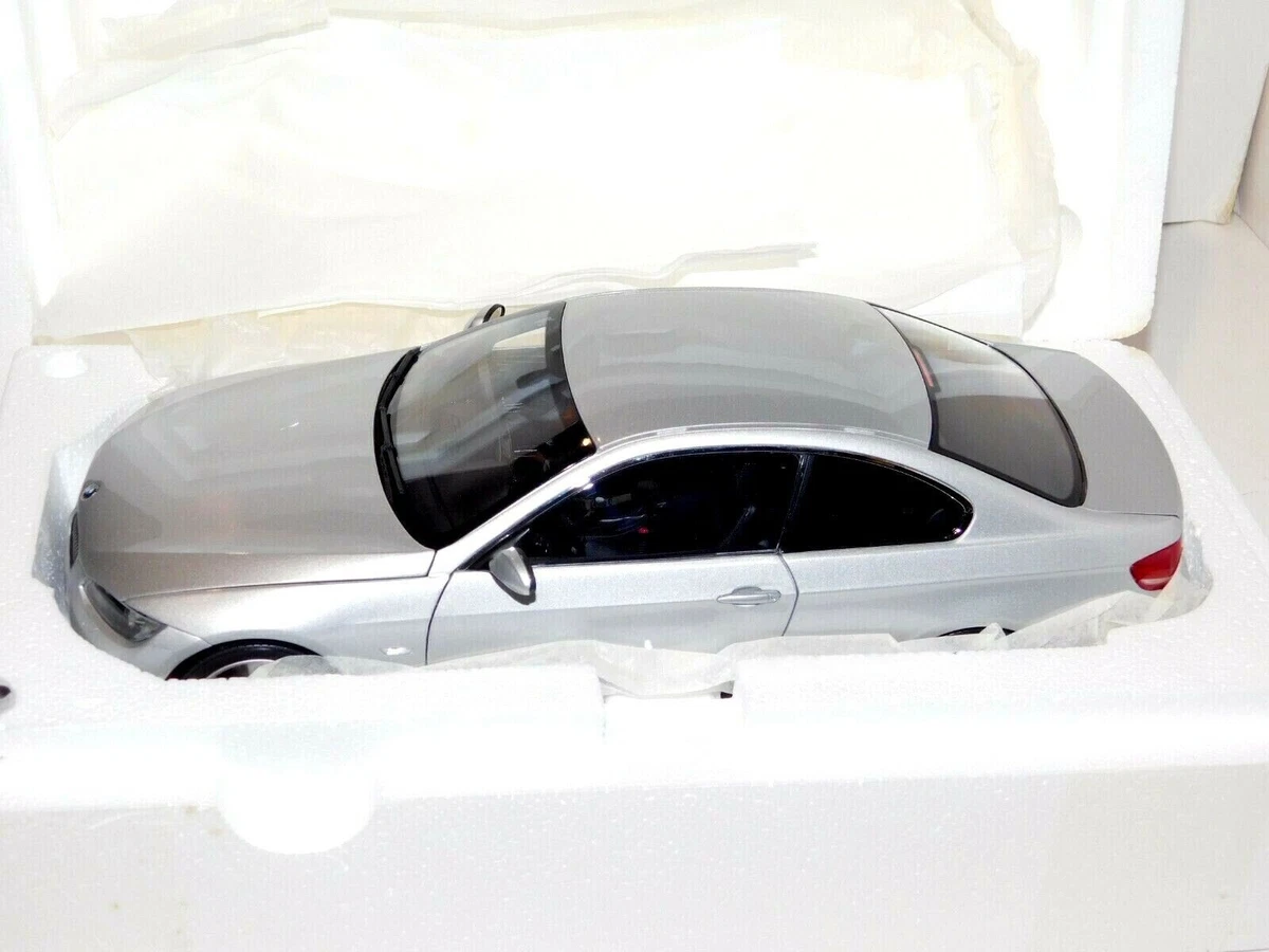 BMW E92 3 Series/3er 330i Coupe 2007 SILVER KYOSHO 08735S 1:18 | eBay