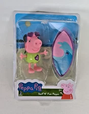 Peppa Pig SURF N FUN PEPPA  Action Figure Set with Surfboard Accessory 00515