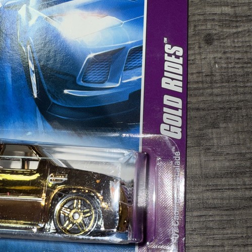 NEE NIP HOT WHEELS 2007 GOLD RIDES 2007 CADILLAC ESCALADE 2 Of 4 - Picture 7 of 12