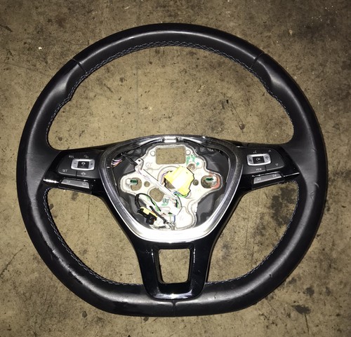 Volkswagen Golf MK7 7.5 Multifunctional Flat Bottom Steering Wheel 5G0419091BG - Picture 1 of 3