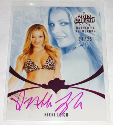 2013 Benchwarmer NIKKI LEIGH National #54 Pink Foil Auto/25