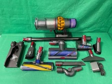 Dyson V15 Detect Cordless Stick Vacuum Cleaner   Yellow/Nickel