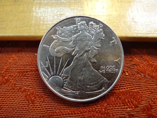 Walking Liberty Design One Half 1/2 Oz .999 Silver Bullion Round - No Reserve