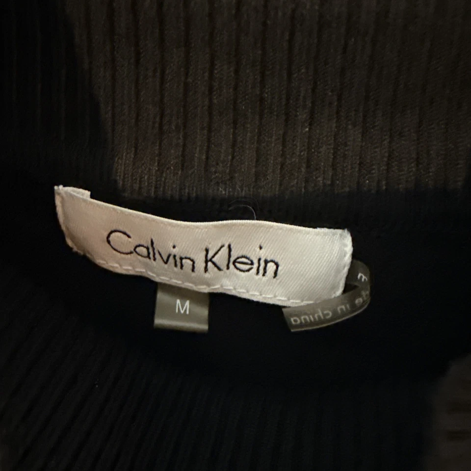 Suéter Clásico Calvin Klein Para Mujer Talla M Negro Logo Borde Cuello Simulado Manga Larga Foto 2 de 4