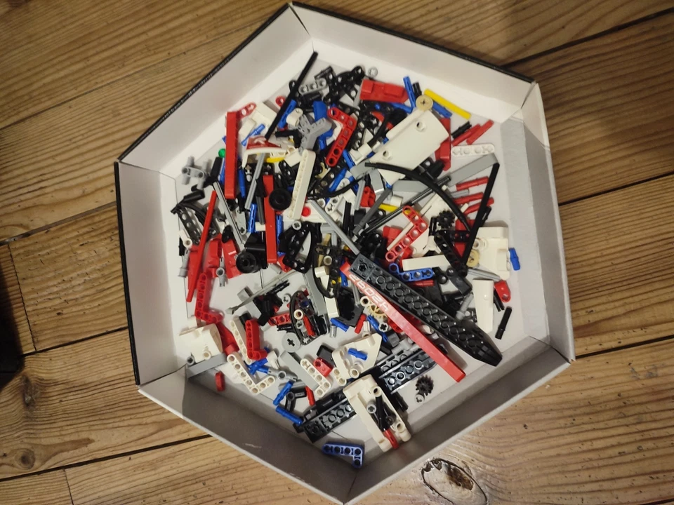 LEGO Technic 42092 Rescue Helicopter, photo 2 sur 2
