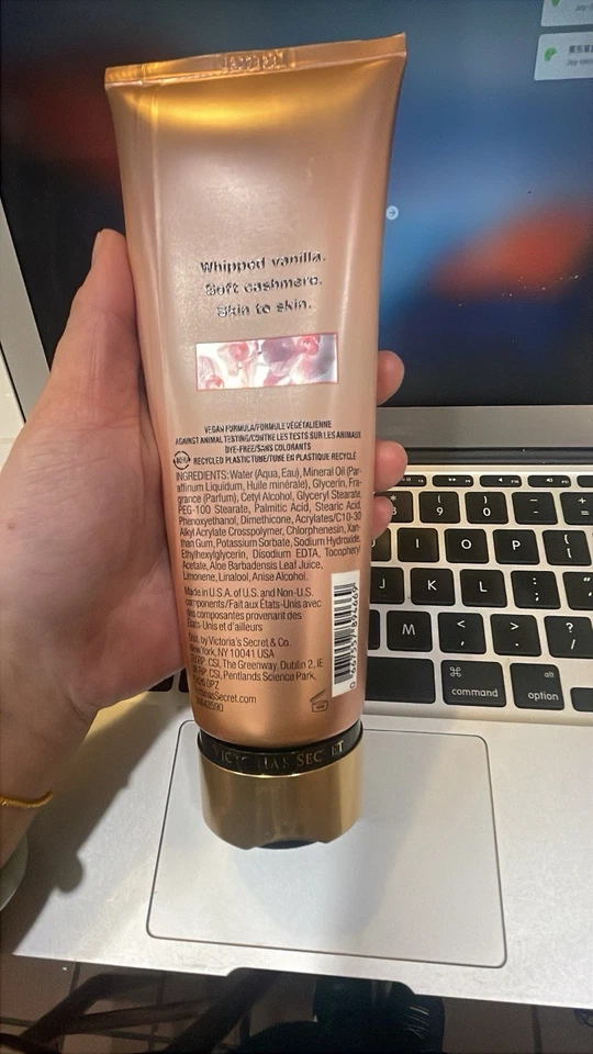 Victoria's Secret Bare Vanilla Fragrance Body Lotion 8 oz - Image 2 of 2