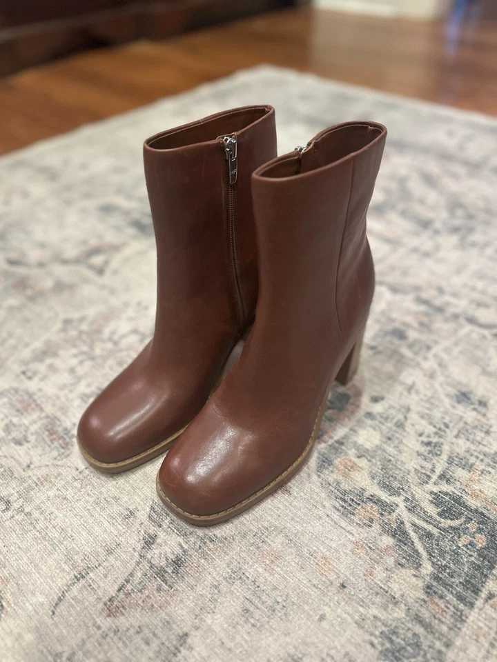 Botas Marc Fisher 8M marrom conhaque NOVAS - Imagem 2 de 4