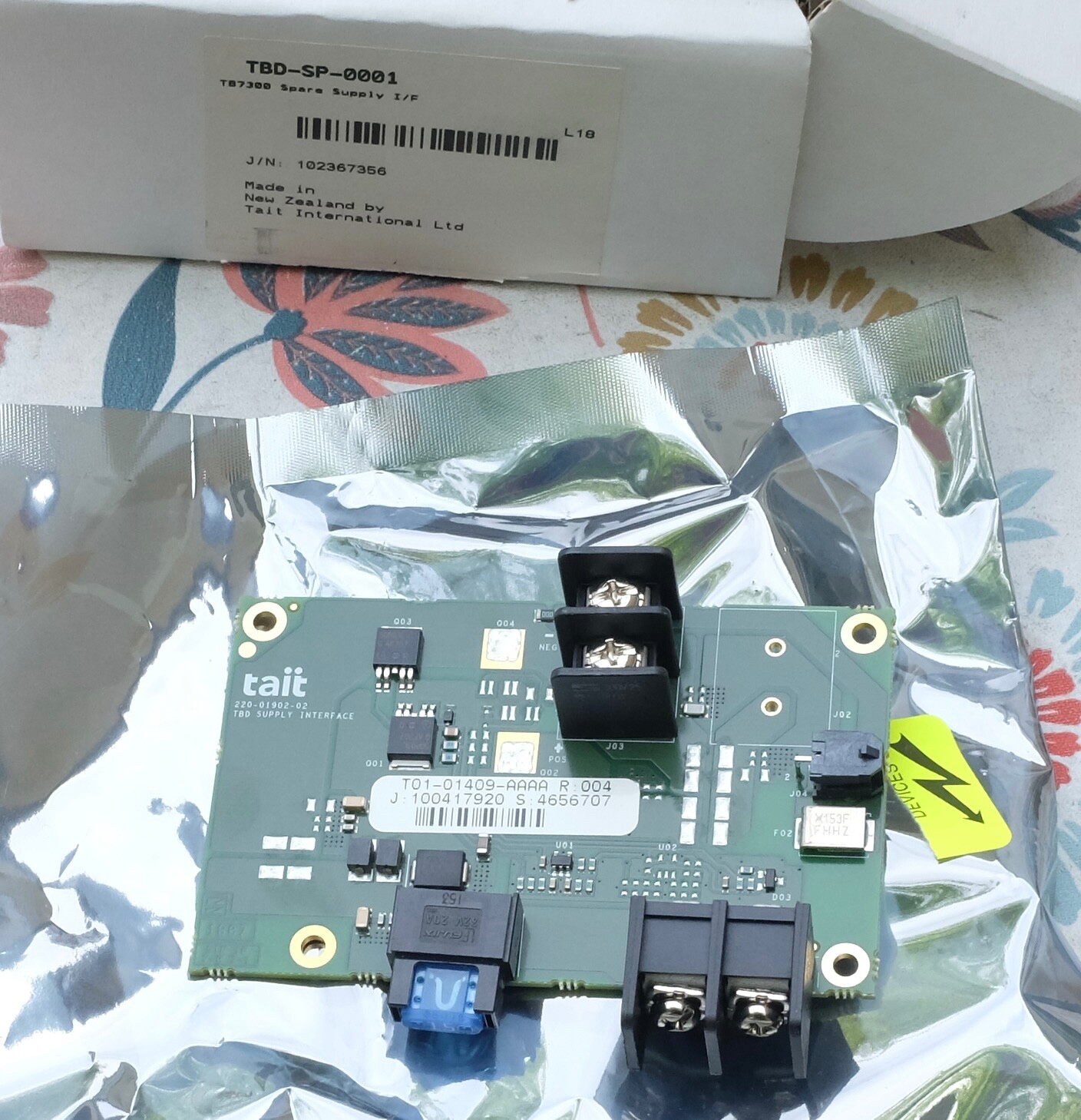 Interface d'alimentation Tait TB7300 avec régulation thermique T01-01409-AAAA