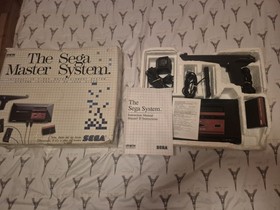 Sega Master System Console CIB w/ Box Light Phaser Hang-On Safari Hunt &ndash; Tested