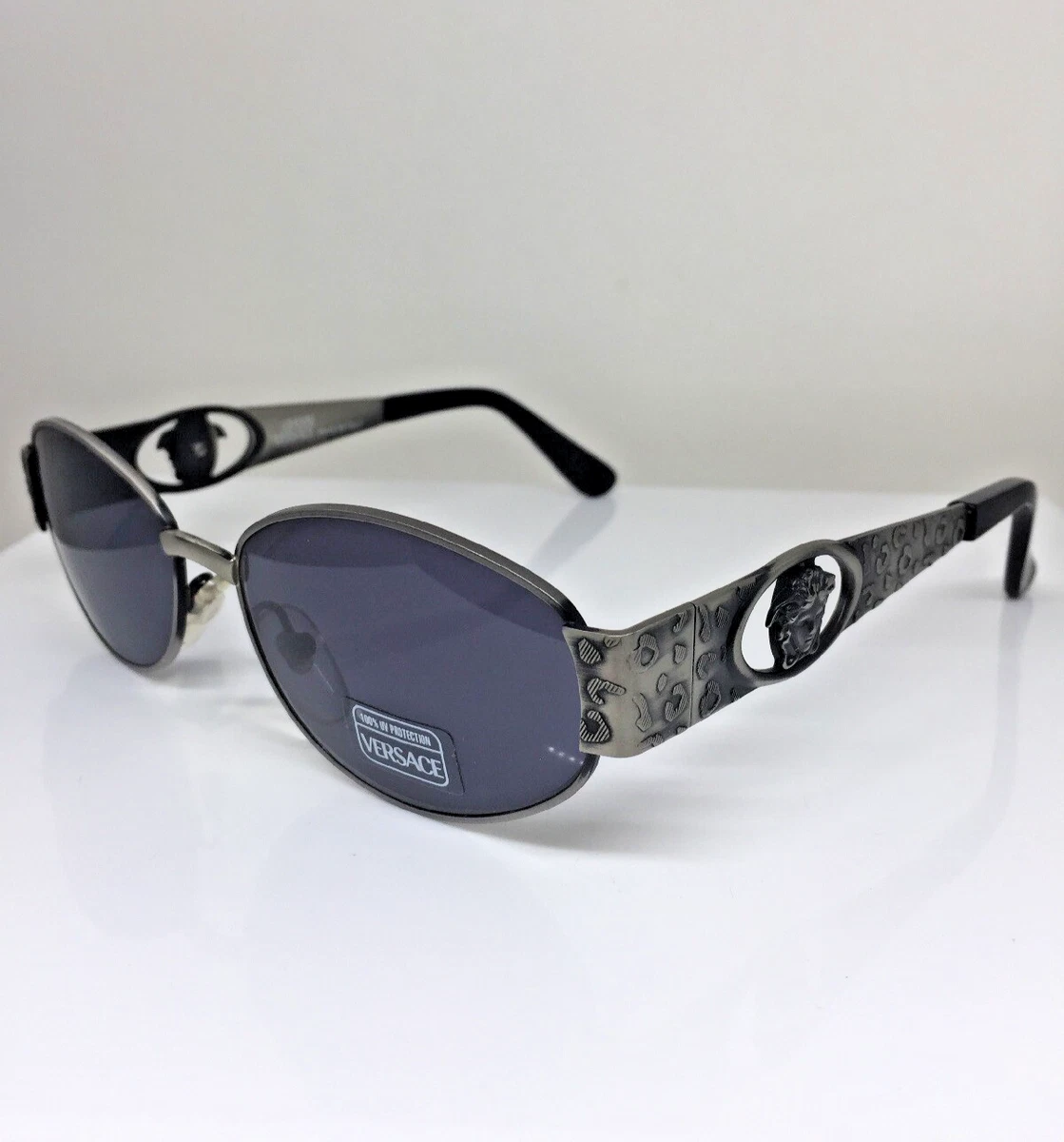 希少 ヴィンテージ Gianni versace 宝石付 度付き眼鏡 Versace Hip Hop Metal Vintage Sunglasses Just Listed 2026