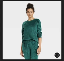 New Womens Soft Pajama Top Size 2XL Green Long sleeve Target Stars Above