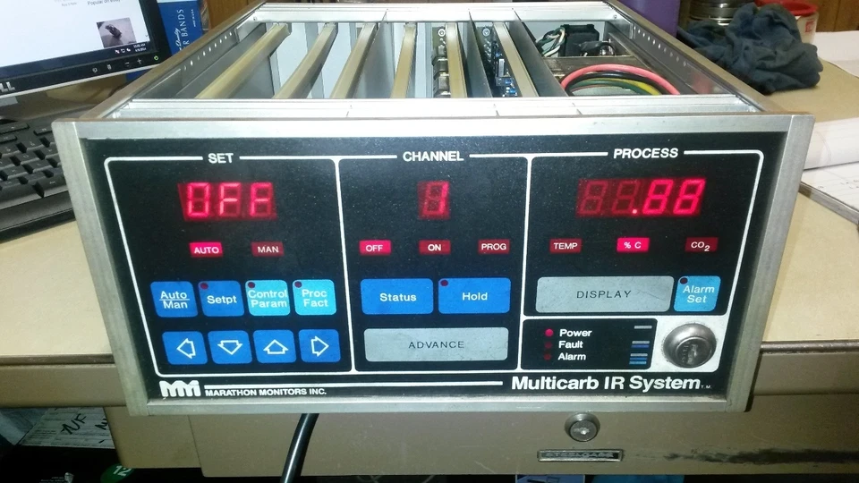 Monitores Marathon Multicarb Sistema IR Bonita unidad usada Foto 2 de 4