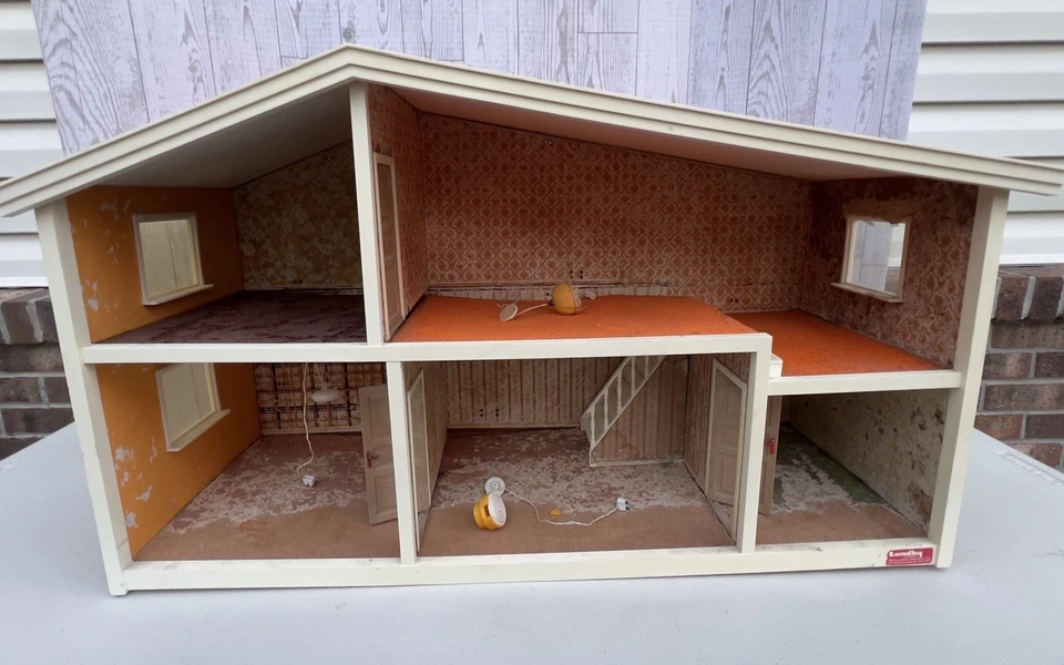 CASA DE MUÑECAS VINTAGE AÑOS 60 MCM LUNDBY OF SWEDEN PARA PERSONALIZAR Y RESTAURAR LOOK Foto 2 de 4