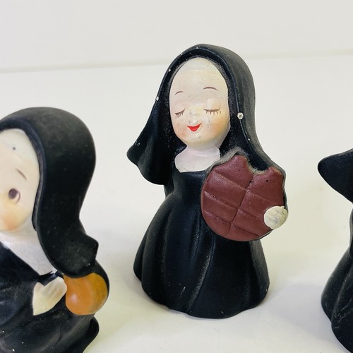 3 Vintage Nonnen spielen Baseball Enesco Japan handbemalt LESEN - Bild 7 von 12