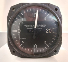 Standard Precision 1969 Aircraft VERTICAL SPEED INDICATOR VSI Type 1