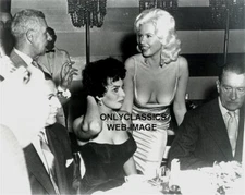 50's SEXY JANE MANSFIELD SOPHIA LOREN BUSTY CHEESECAKE CANDID PHOTO ICONIC PINUP