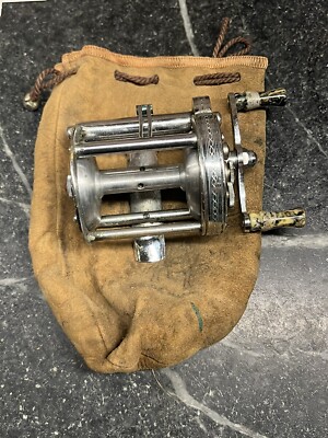Moulinet de pêche vintage Pflueger Summit 1993L gravé bijou