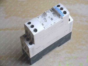 Реле времени re7cv11bu