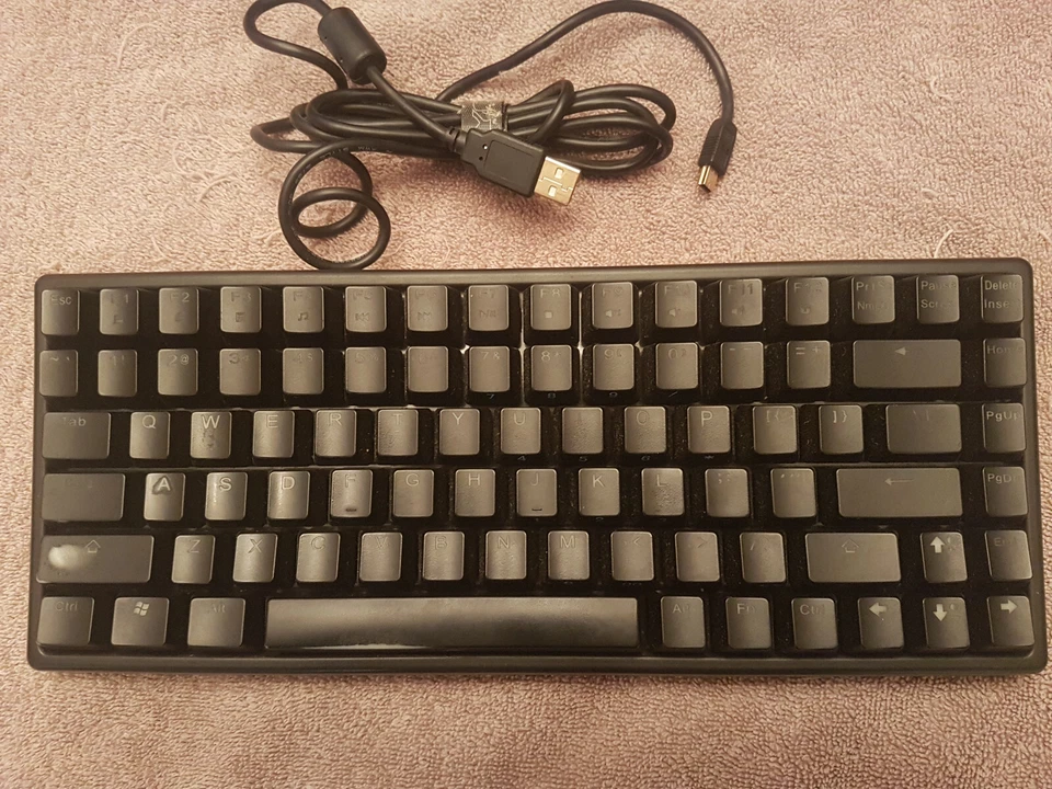 Keycool 84 Mechanical Keyboard - Image 2 of 2