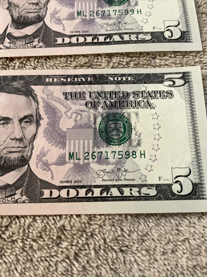 3 - $5 Dollar Federal Reserve Notes Consecutive Serial Numbers Uncirculated  64 - Image 3 of 4