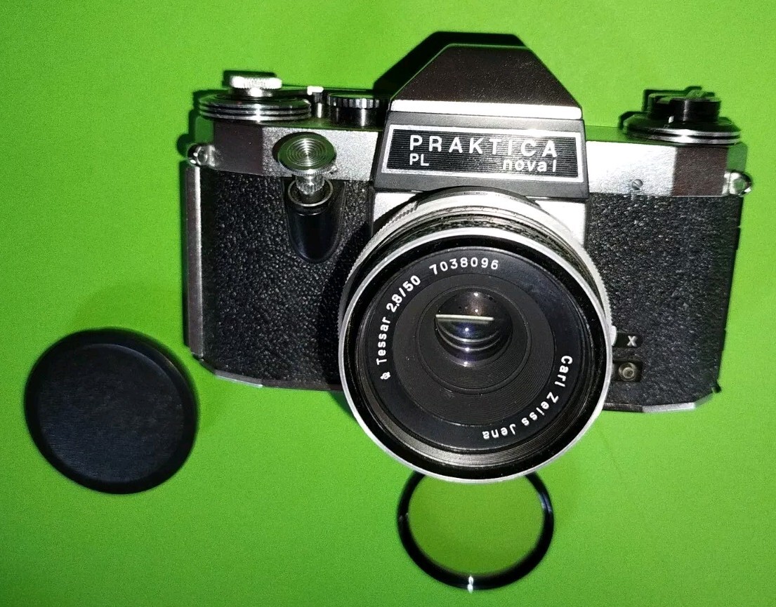 フィルムカメラ PRAKTICA PL NOVA1/ CARL ZEISS TESSAR 50 PRAKTICA PL NOVA1/ CARL ZEISS TESSAR 50 【公式通販】