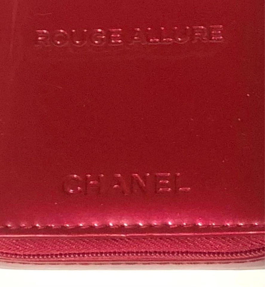 Bolso de cosméticos Chanel Rouge Allure charol rojo no a la venta con mini comprador Japón Foto 4 de 4