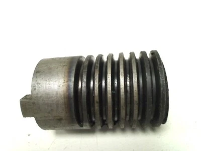 pompe à huile SUZUKI GT 750 LC 1974-1977 1976-1977 occasion 121780 - Photo 1/4