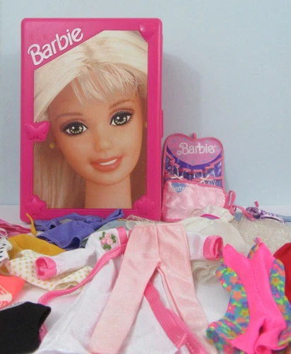 Vintage Mattel Barbie Doll Trunk 1998 Pink Hard Carrying Case & Clothes LOT