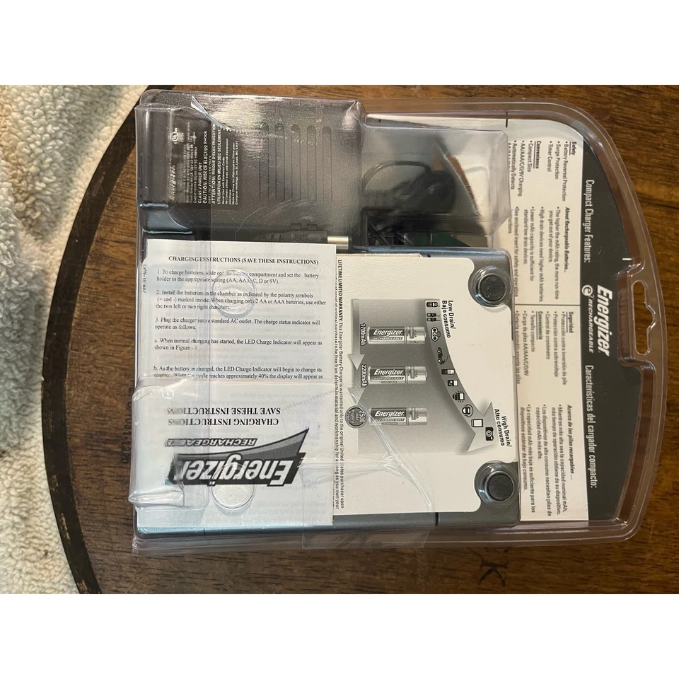 Energizer E2 Recharge Universal  Battery Charger *New Sealed Charges Up To 8 - Image 2 of 3