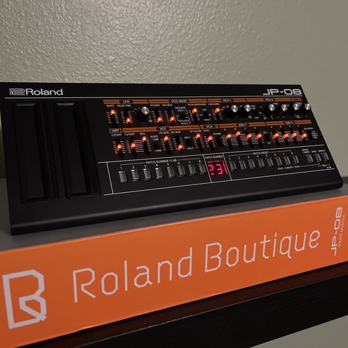 Roland JP-08 Boutique Synthesizer – Excellent Condition! Barely used.