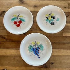 Westmoreland Vintage 1950’s Milk Glass Plates w/ hand painted fruit- set of 3