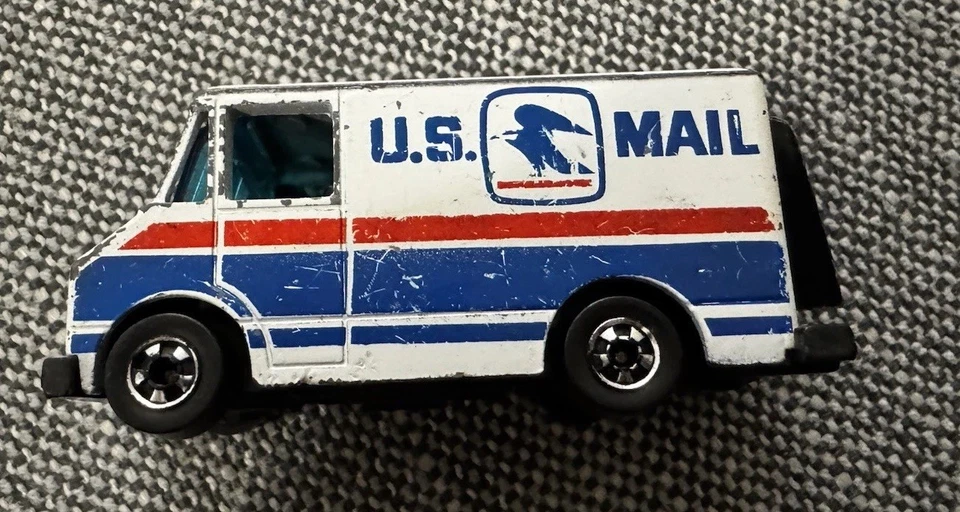 Vintage 1976 Hot Wheels U.S. Mail Truck – Made in Hong Kong, Die-Cast Postal Van - Image 4 of 4