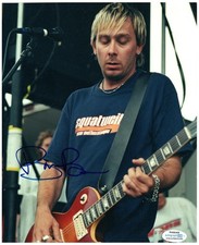 Hoobastank Dan Estrin Signed Autographed Live Guitar 8x10 Photo