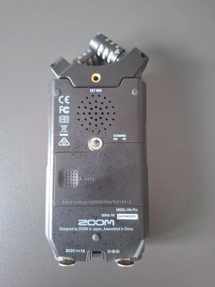 Zoom H4n Pro Tragbarer 4 Kanal Audiorecorder - Schwarz - gebraucht TOP Zustand - Bild 4 von 4