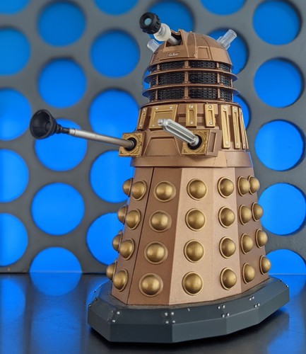 Doctor Who Progenitor Bronze/Gold Guardian Dalek 2010 ID Tag Version 5" Figure