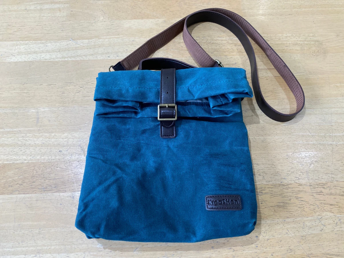  Insulated Lunch Bag With Adjustable Shoulder Strap