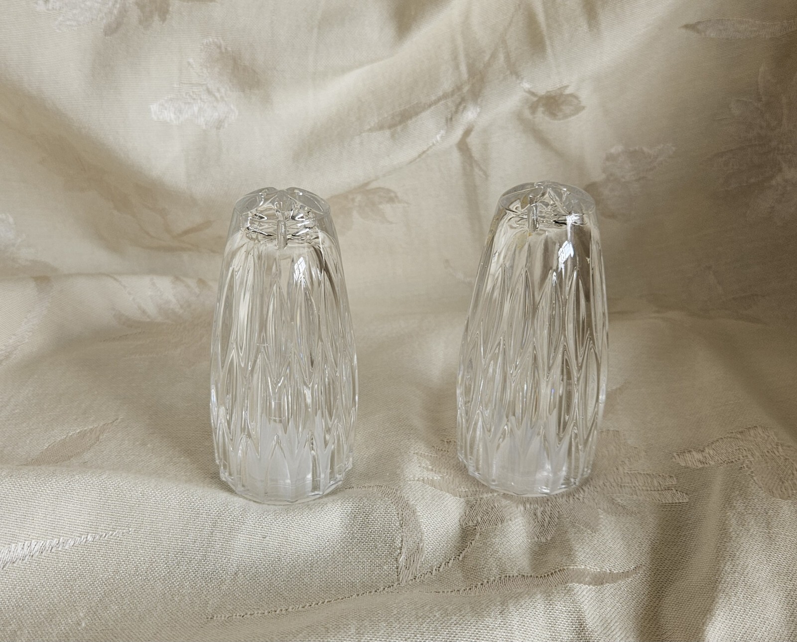 PRINCESS HOUSE - ROYAL HIGHLIGHTS -  STOPPERED -  SALT AND PEPPER SHAKER SET