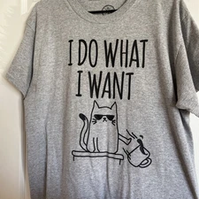 Graphic Gray T-Shirt Adult Large M/F  "I do what I want" Cat & Coffee