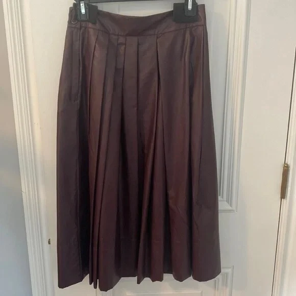 Pleated midi skirt clearance leith