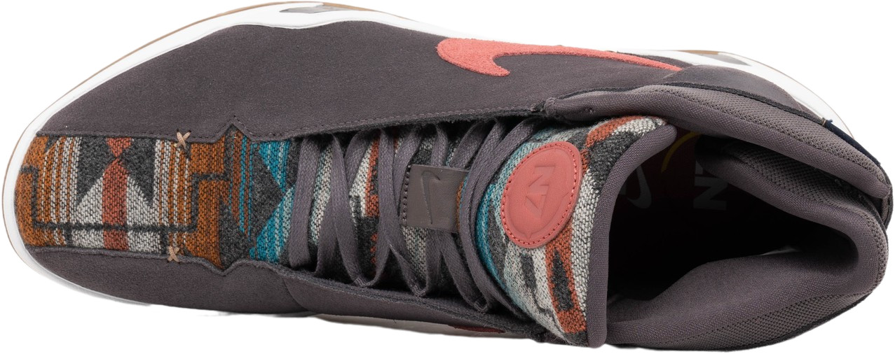 Nike Zoom Heritage N7 x Pendleton collaboration sneakers EUC The Latest Nike Collection Celebrates Native American  main image 3