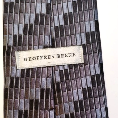 Corbata clásica vintage Geoffrey Beene para hombre 100 % seda @58" de longitud patrón geométrico Foto 4 de 4