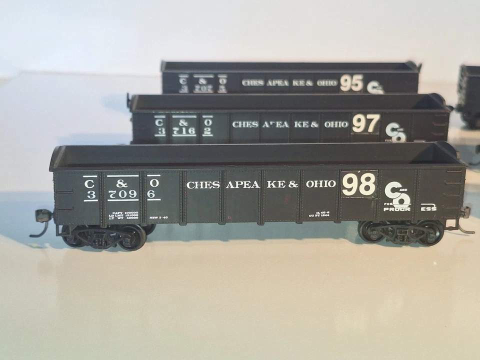 Roundhouse Gondola wagons x 6. Chesapeake/Ohio. Good condition. No Box.HO Scale - Image 3 of 4