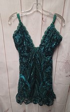 NWT Pretty Little Thing Size 6 Green Womens Dress