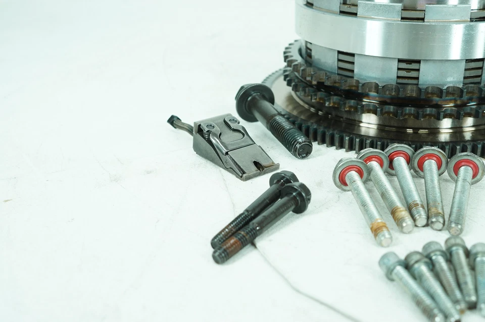 11 Harley Touring Street Glide Screamin 110 离合器篮子链条张紧器套件 — 第 4/4 张图片