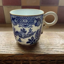 ANTIQUE WORCESTER BLUE & WHITE PORCELAIN COFFEE CUP 2” Tall X 2” Diameter