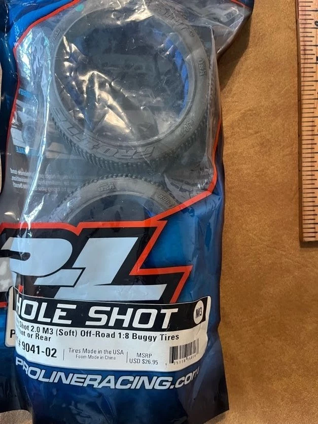 Pro-Line 904102 Hole Shot 2.0 M3 Soft Off-Road 1/8 Buggy Tires Green Dot - Image 4 of 4